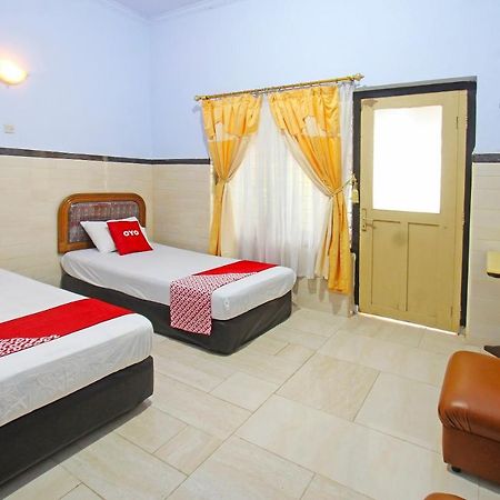 Oyo 91516 Wisata Hotel Mataram Exterior foto